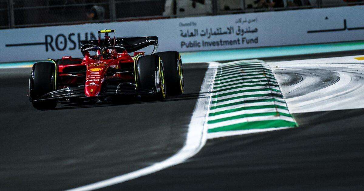 Carlos Sainz termina en tercera posición en los Libres 2 del GP de Arabia Saudí