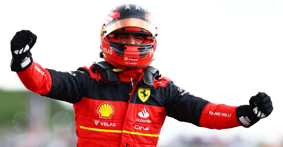 Carlos Sainz gana su primera carrera en Fórmula 1 en Silverstone